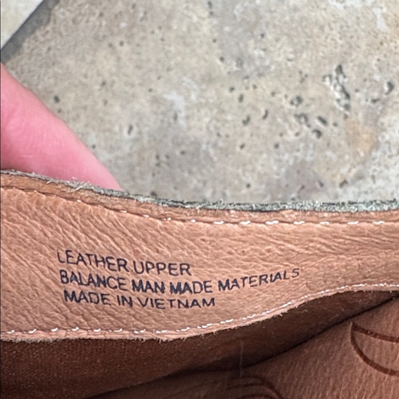 NEW Born Olive and Chocolate Suede Leather Clogs 9 - Picture 9 of 11